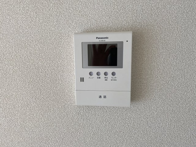 鵠沼岡田ビルのセキュリティ|ＴＶモニター付いてます。