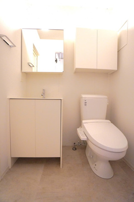 【洗面所】 | ＣＲＥＡＴＩＦ西池袋 | ※写真は同タイプ住戸です。