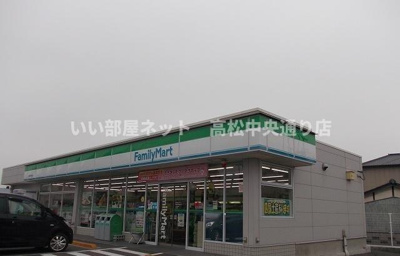 【周辺】 | フォンモンターニュⅡＢ | ファミリーマートさんまで1800m