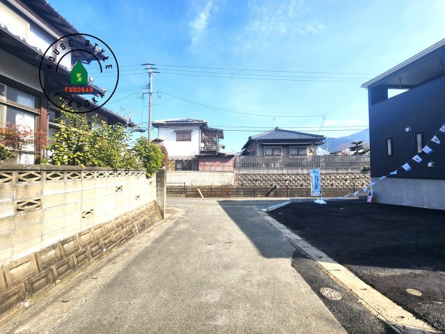 糟屋郡須恵町須恵第3-1棟（1号棟）の前面道路含む現地写真|前面道路です。
