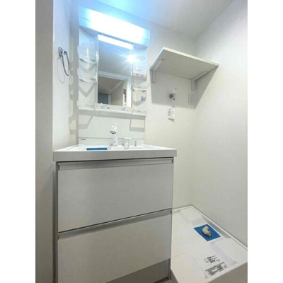 【洗面所】 | ファーストメゾン車道 | ゆったりとスペースのある洗面所