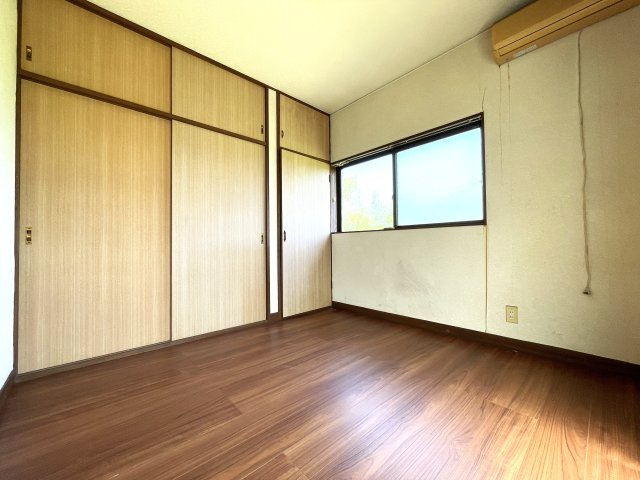 中村貸家の洋室