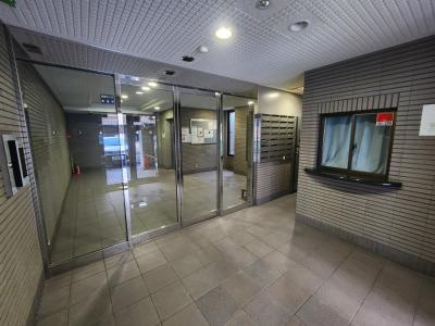 なかよしマンションのロビー