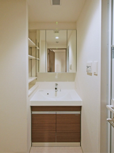 COURT TAKETOKU Ⅲの洗面所