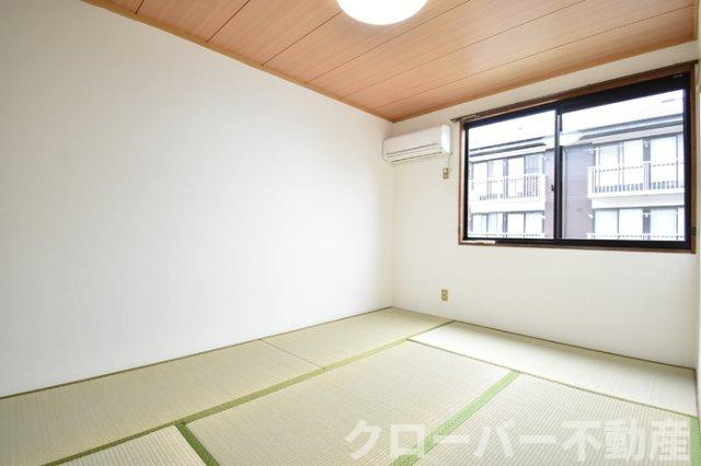 クレセントくばら B棟の和室|和室６帖