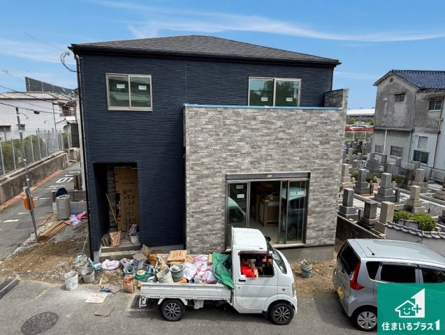 高槻市下田部町　新築一戸建ての外観|現在建築中！落ち着いた街並みで新生活を始めることが出来そう！周辺の物件も併せてご紹介させて頂きます！