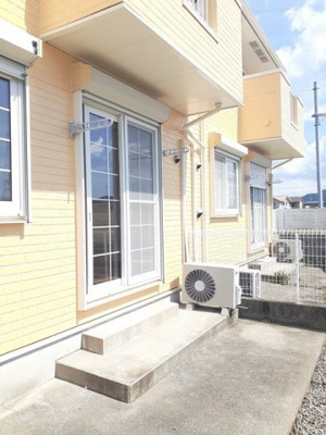 【庭】 | カームリーハウス