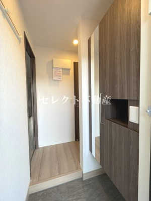 【玄関】 | クレスト黄金町 | 【クレスト黄金町】