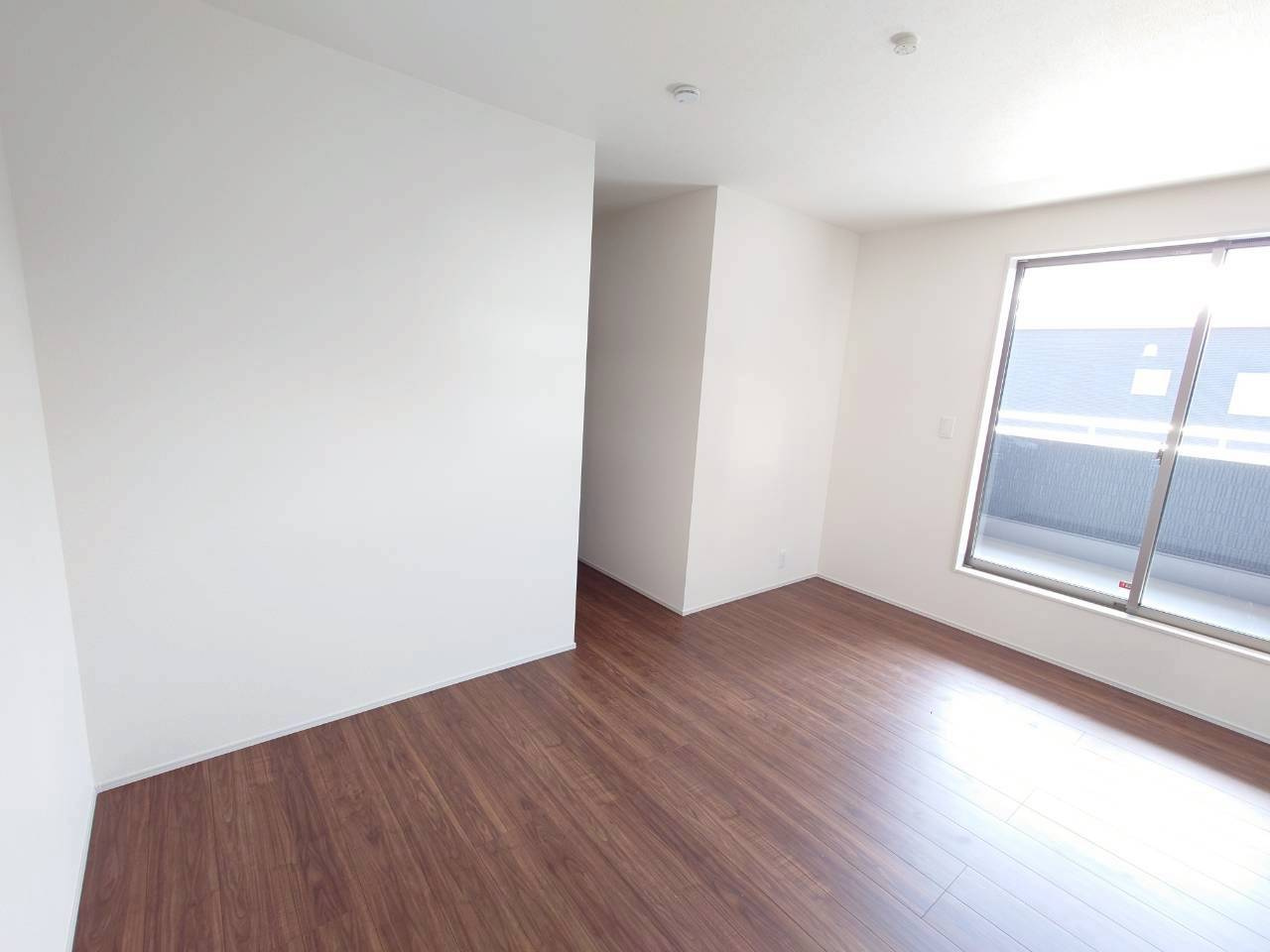 ■■うるま市石川第5－1号棟（全5棟）の洋室|きれいな洋室です