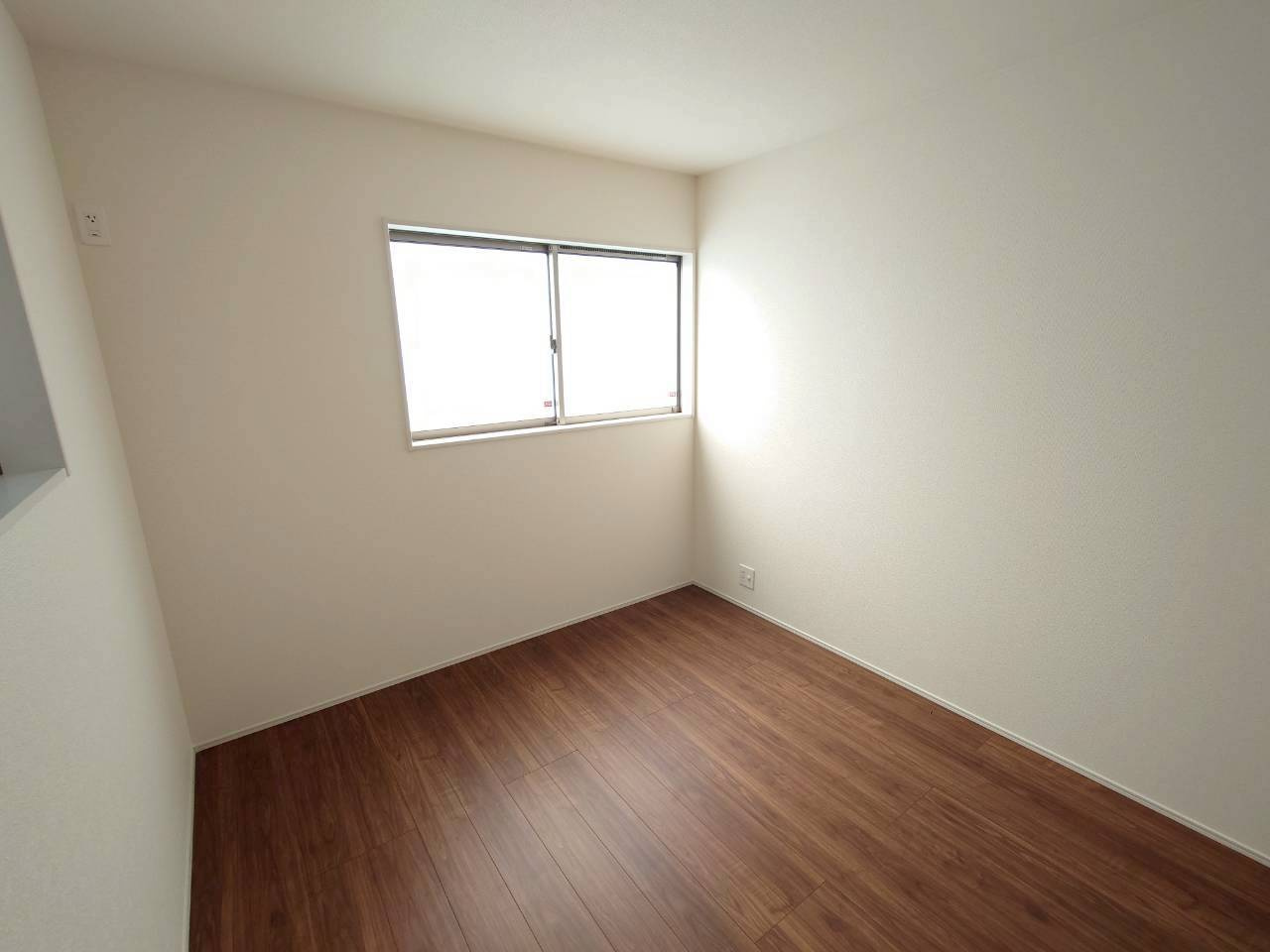 ■■うるま市石川第5－1号棟（全5棟）の洋室|コンパクトで使いやすい洋室です