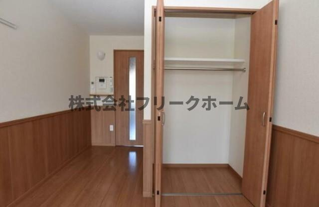 三鷹市井の頭２丁目の賃貸マンションの収納