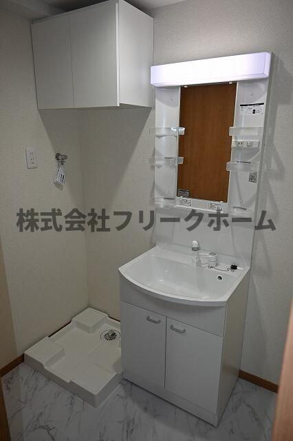 三鷹市井の頭２丁目の賃貸マンションの洗面所