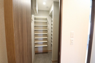 【玄関】 | D's LIEN (ディ-ズリアン)D