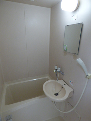 【浴室】 | 竹田ビル | ※掲載画像は同タイプの別室内画像のためイメージとしてご参照ください。