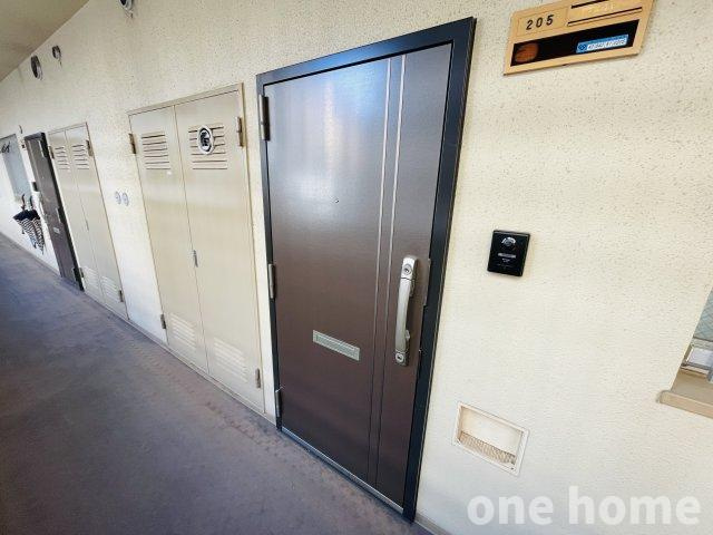 ニュー大阪ハイツの玄関|◆周辺は高低差の少ない平坦地エリア！徒歩や自転車などでスムーズに移動ができます！
◆【onehome販売窓口】売主様→当社→お客様の関係でご内覧～商談までスムーズです!!