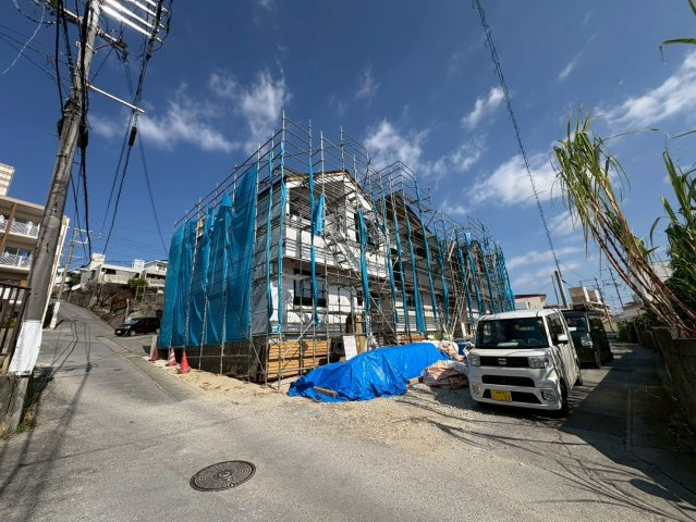 ♪♪豊見城市名嘉地（全3棟）の前面道路含む現地写真