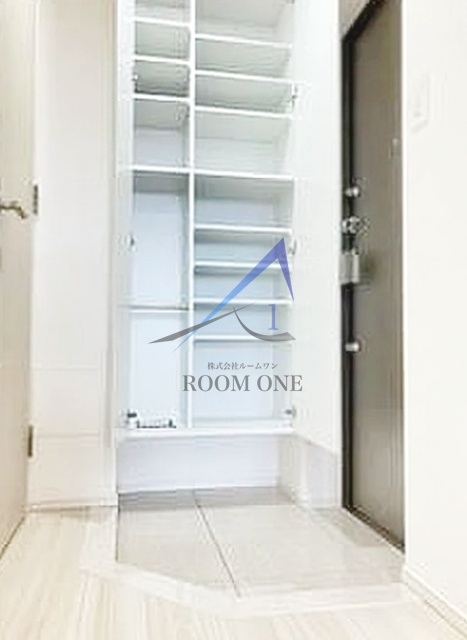 ARTESSIMO TERREの玄関|玄関です。