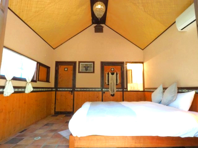 海一望！富士山と相模湾をジャグジーから臨むリゾートハウスの洋室|ゲストハウス内
