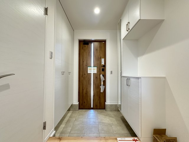 神戸市西区竜が岡2丁目新築戸建２号地の玄関