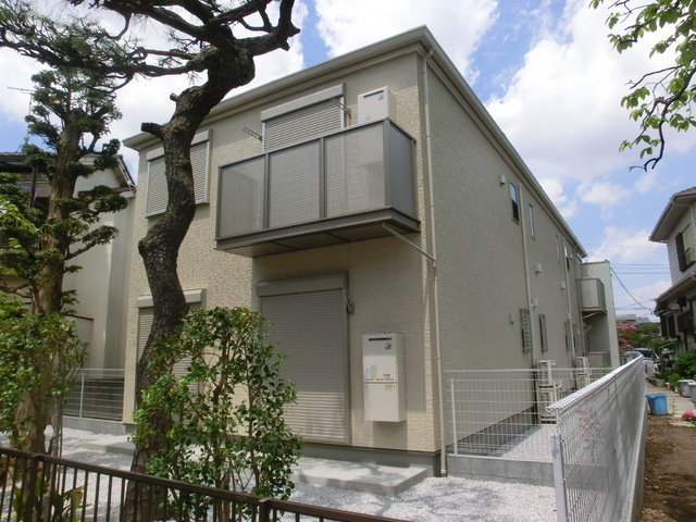 リバーサイドコートの外観|シンプルでオシャレな外観♪