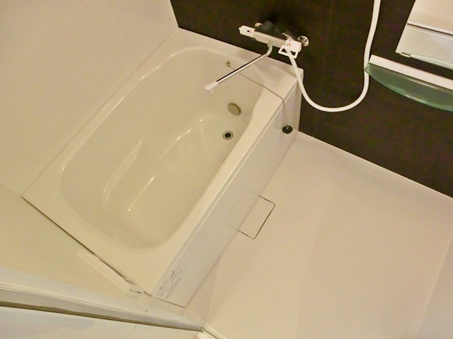 リバーサイドコートの浴室|オシャレなバスルームです♪