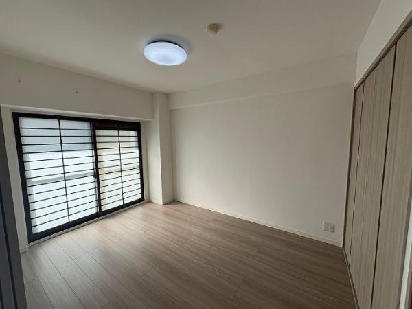 己斐本町CO-OPマンションの洋室