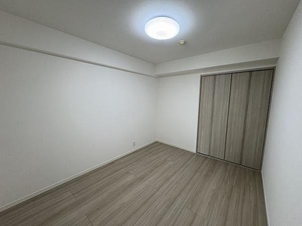 己斐本町CO-OPマンションの洋室