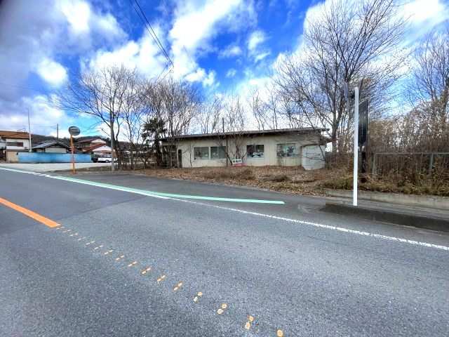 藤岡市西平井　土地580の周辺