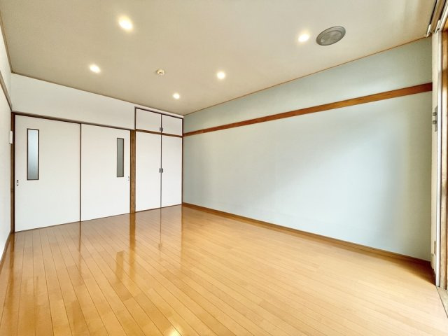 グランドハイツ富ヶ丘Ⅰの洋室