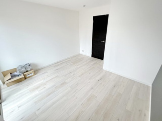 【洋室】 | クレア伊勢原