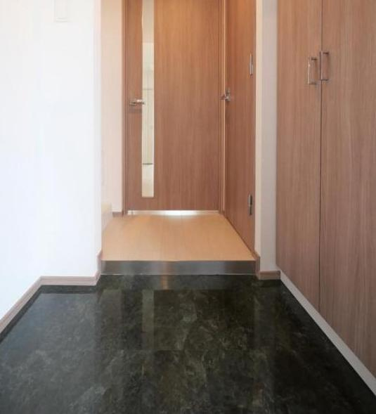 ハーモニーレジデンス東京サウス大塚の玄関