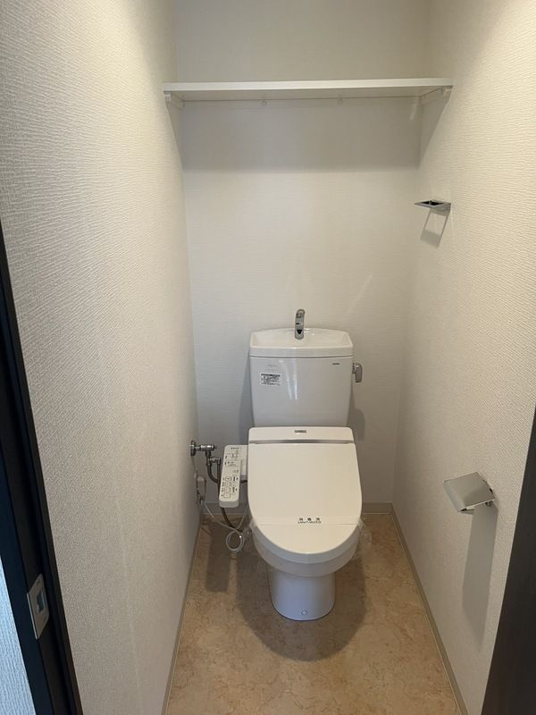 エステムコート阿波座プレミアムのトイレ