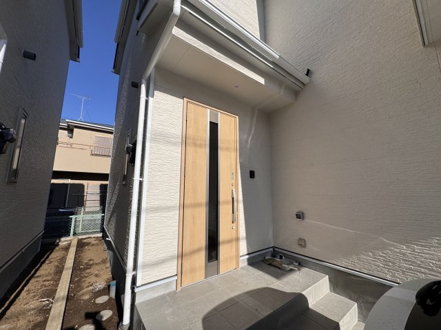 柏市高柳新築戸建【高柳小学校：8分】のエントランス|エントランス・玄関ポーチ