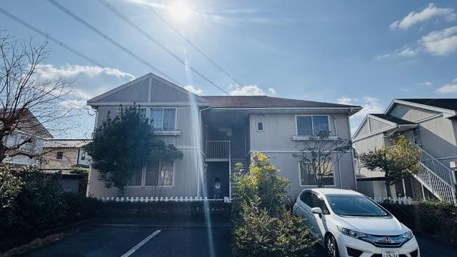 ジャルダンソレールの駐車場