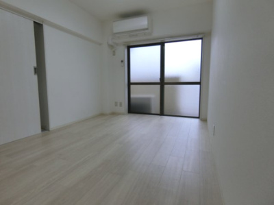 【洋室】 | 第2ルナマンション | 別号室写真使用