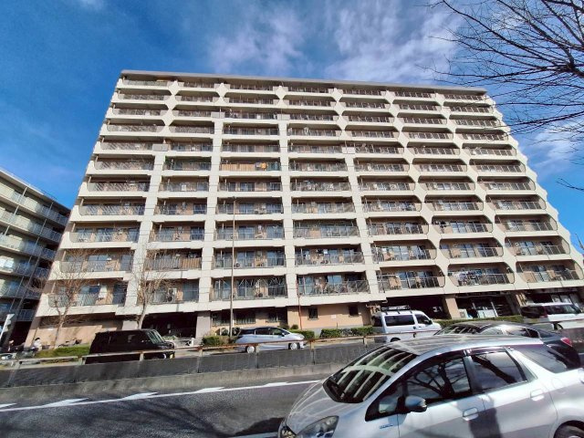 竹の塚マンションの外観