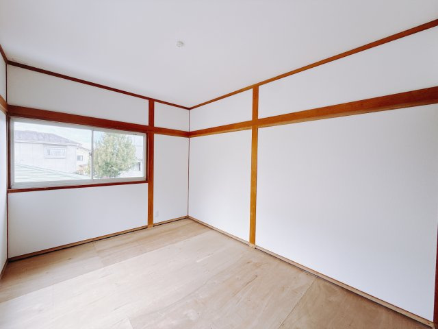 【中古戸建】富岡市相野田1期の和室|■2階和室｜おじいちゃんやおばあちゃんが遊びに来たときにゆったりとくつろげるスペースがあると喜んでくれますよね♪