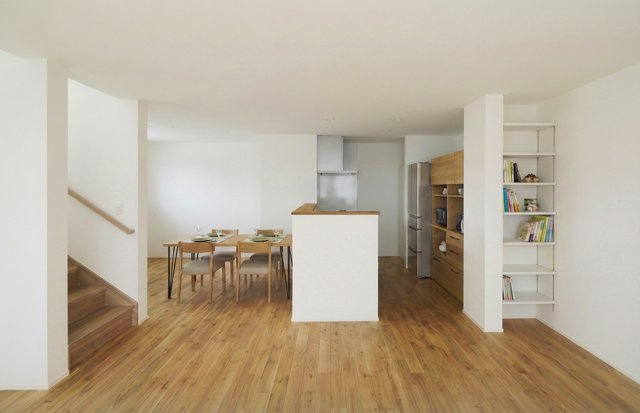 【居間・リビング】