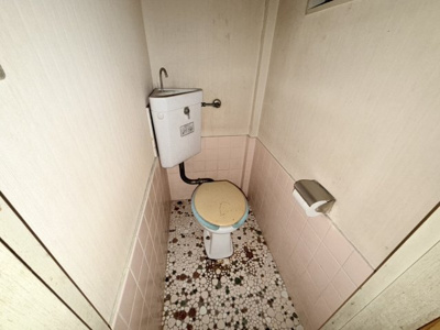 【トイレ】 | 水戸市新荘　店舗付き住宅