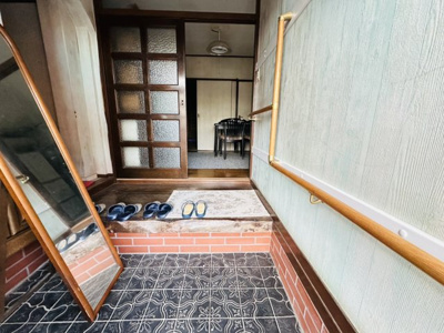 【玄関】 | 水戸市新荘　店舗付き住宅