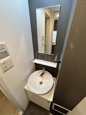 【洗面所】 | エスリード心斎橋EAST | エスリード心斎橋EAST（エスリードシンサイバシイースト）　独立洗面台