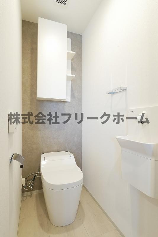 小金井市東町４丁目の賃貸マンションのトイレ