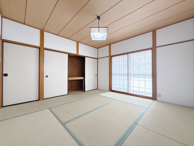 【中古戸建】邑楽郡大泉町朝日　の和室|■2階和室
