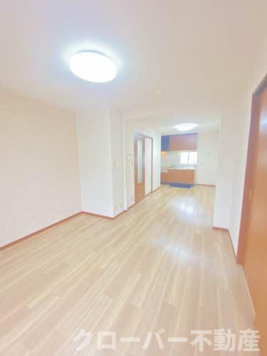 シャーメゾンS A棟の居間・リビング