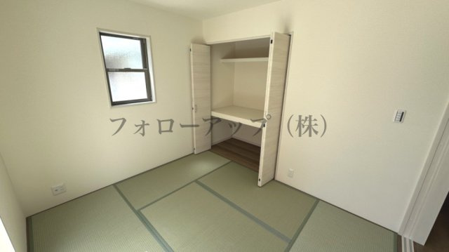 泉佐野市鶴原８期2号棟の和室|畳の上でゆっくりとくつろげる和室です