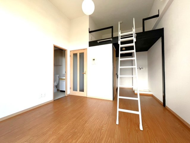 【居間・リビング】