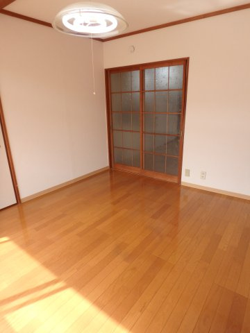 イズミコーポの洋室|入居中の為、以前の写真です。