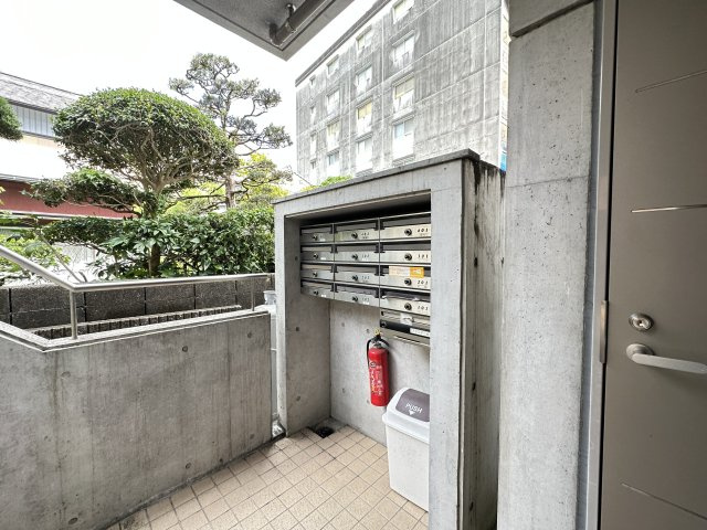 プランドール・fのエントランス