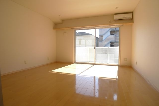 プランドール・fの洋室