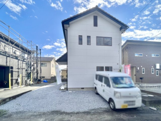 【中古戸建】太田市大原町の外観|■外観｜特徴のある個性的な住まいと美しい街並み、そして住みやすい環境を、ぜひ現地でご覧になりませんか。お気軽にお問合せください(^^)
